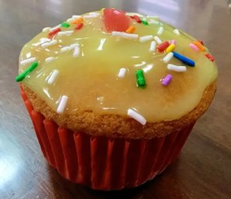 Cupcake (Uno) Gel de Manzana y Grajeas de colores