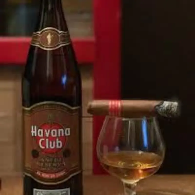Havana Club Añejo Reserva (Trago)