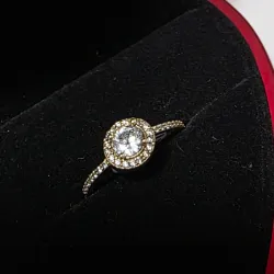 Anillo de mujer