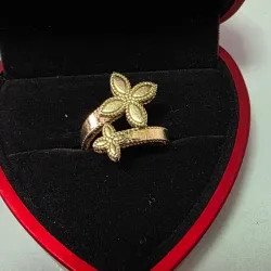Anillo de mujer