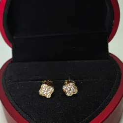 Aretes estilo Van Cleef pequeños con brillantes