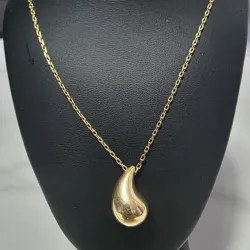 Cadena con dige fijo de gota