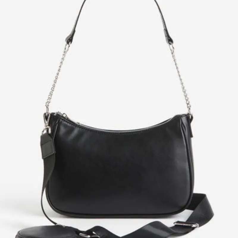 Cartera de cadenita y tirante largo 