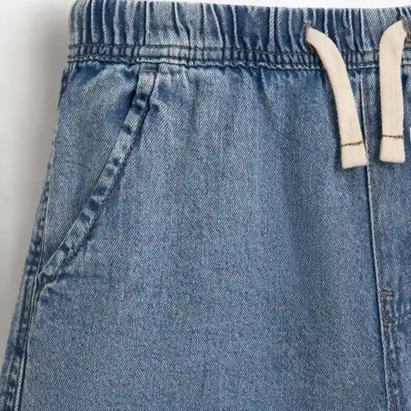 Bermuda jogger denim azul