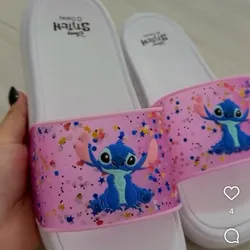 Chancletas planas de Stich
