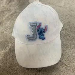Gorra de stich con letra