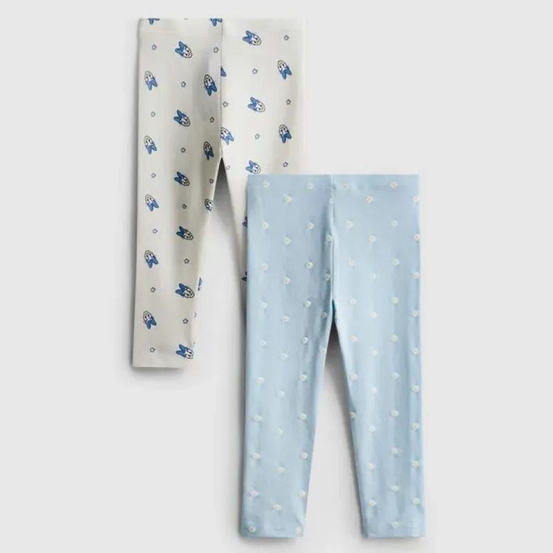Leggings con diseños del personaje Daisy Duck de Disney.