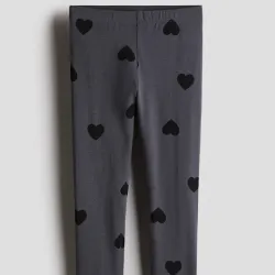 Leggins con corazones