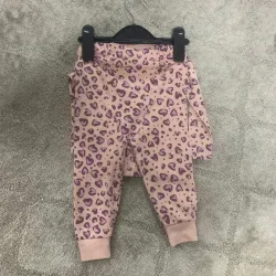 Pijama de leopardo
