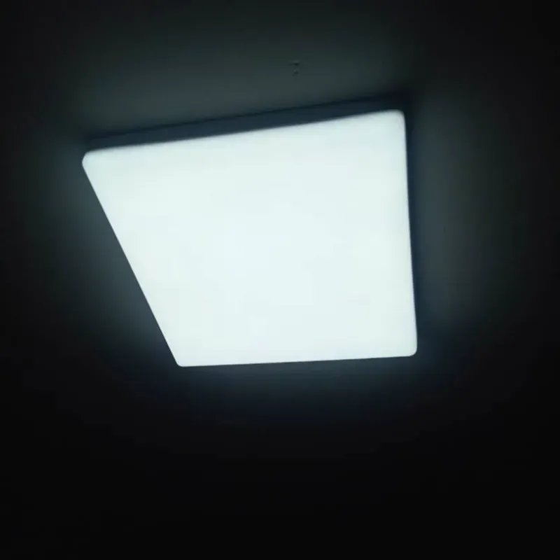 Lámpara LED cuadrada