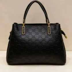Louis Vuitton con tira