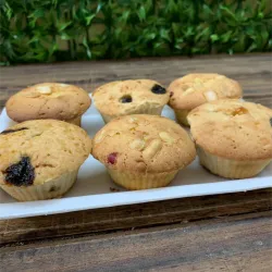 MAGDALENA O MUFFINS CON RELLENO DE PACITAS.