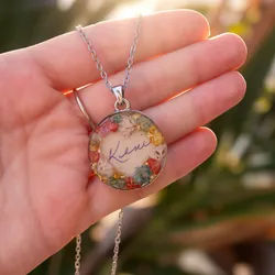 Personalizado escrito con flores