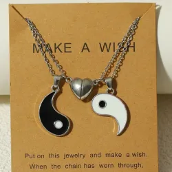 Collares de parejas con Ying Yang y corazón imantado 