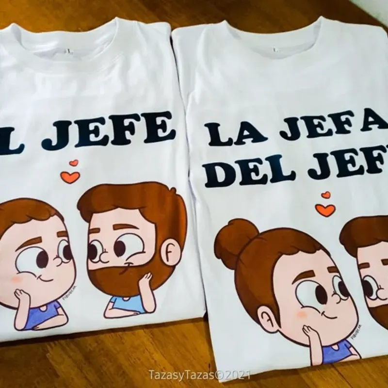 Pulovers blancos de pareja 