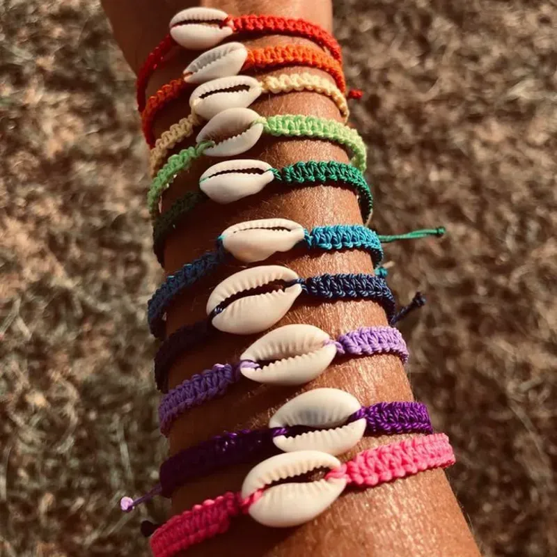 Pulseras con caracoles 