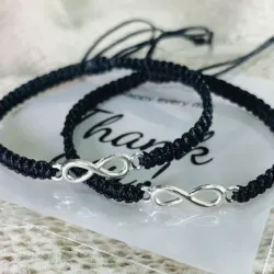 Pulseras con dije de infinito