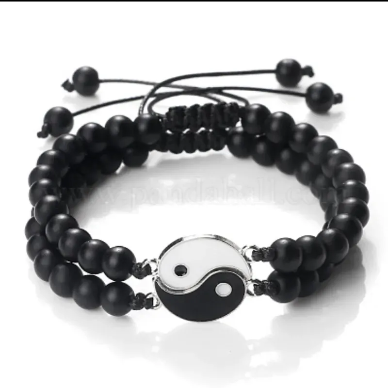 Pulseras de perlas con dijes de ying yang 