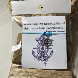 Pulso simple con dije 