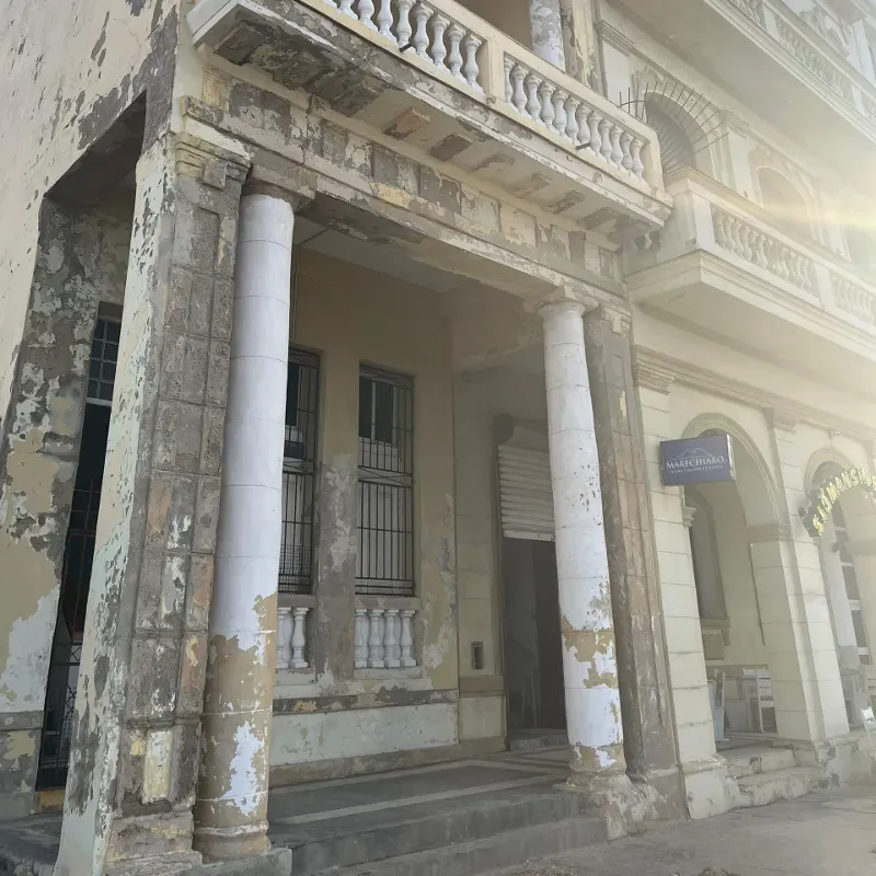 Venta de casa al Frente de Malecón 