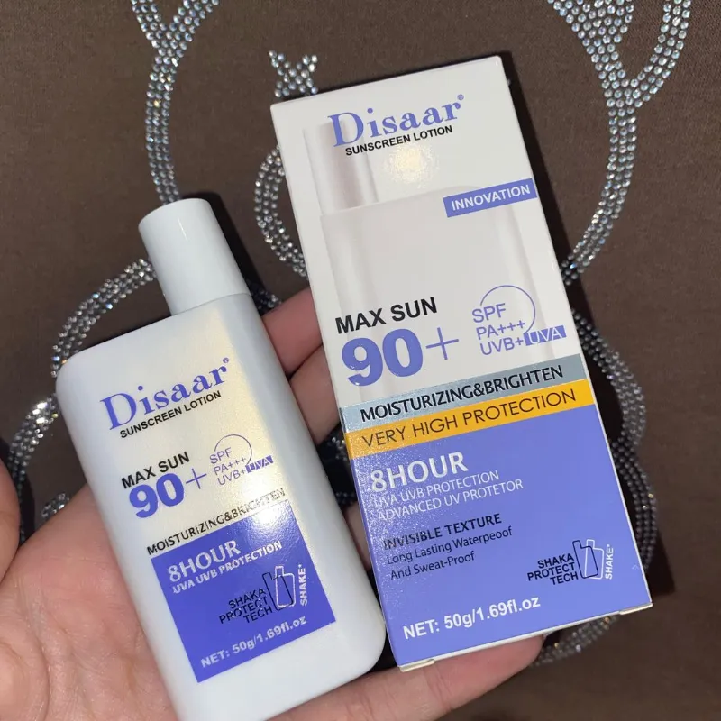 Protector solar Disaar con tono💜