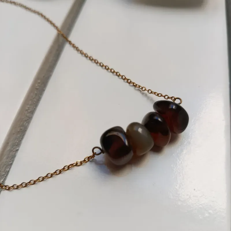 Cadena de piedras Ágatas