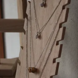 Cadenas con piedras naturales