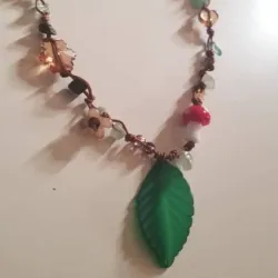 Collar de Ada del bosque