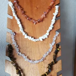 Collares de piedras naturales