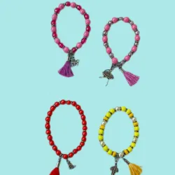 Pulseras de borlas