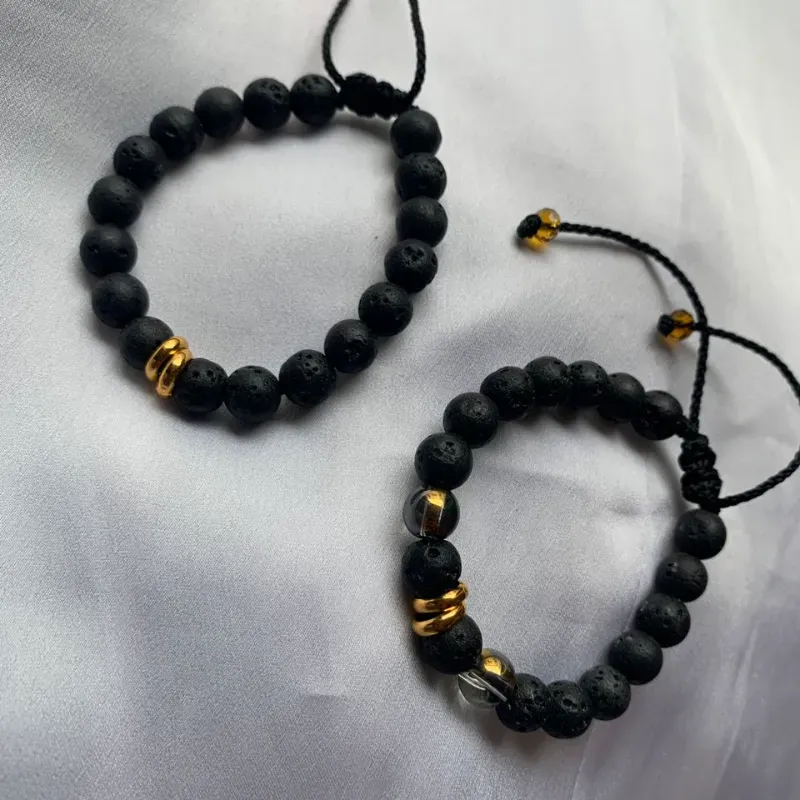 Pulseras de piedras volcánicas 