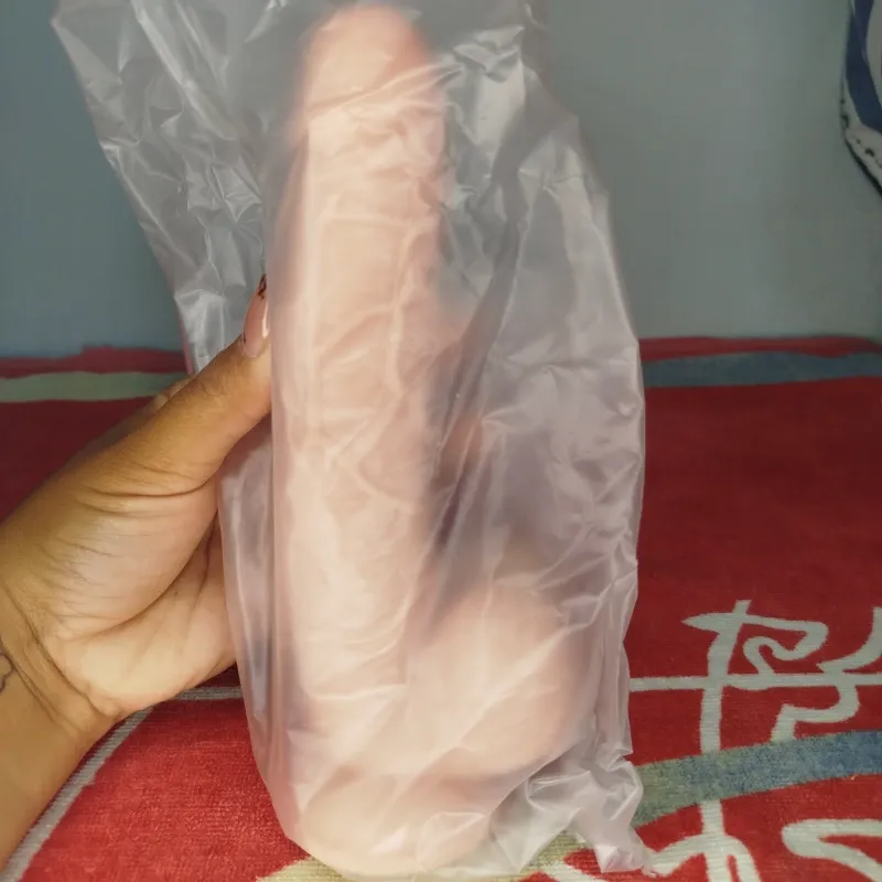 Dildo R