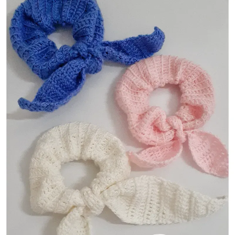 Scrunchies con lazos