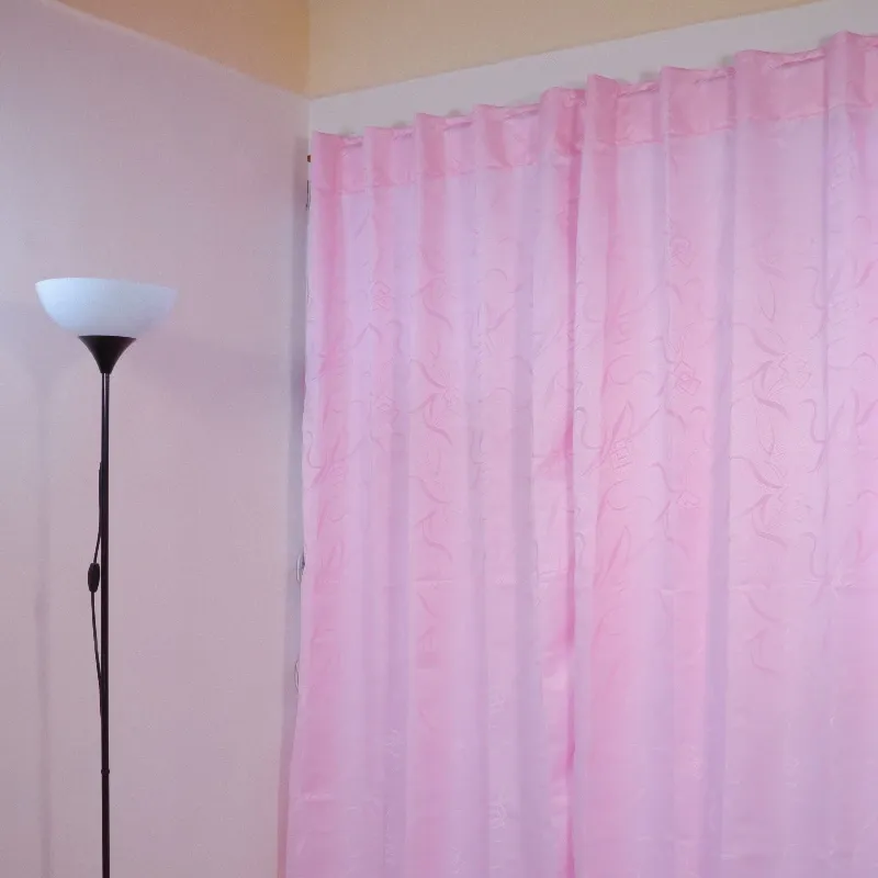 Cortina rosada