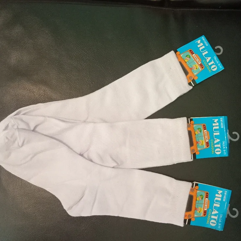 Medias para adolescentes