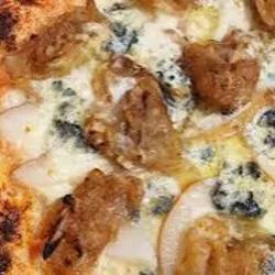 Pizza de cebolla caramelizada 