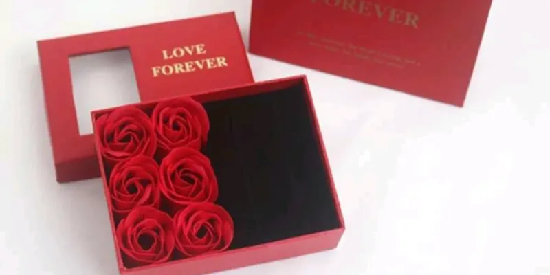 Caja de rosas para joyas