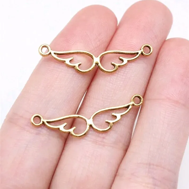 Conector Alas de ángel dorado