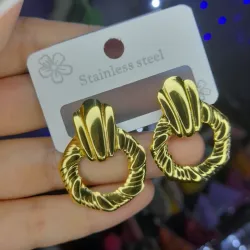 Pendientes de acero inoxidable