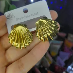 Pendientes de acero inoxidable