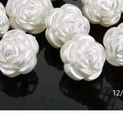 Separador de flor blanca
