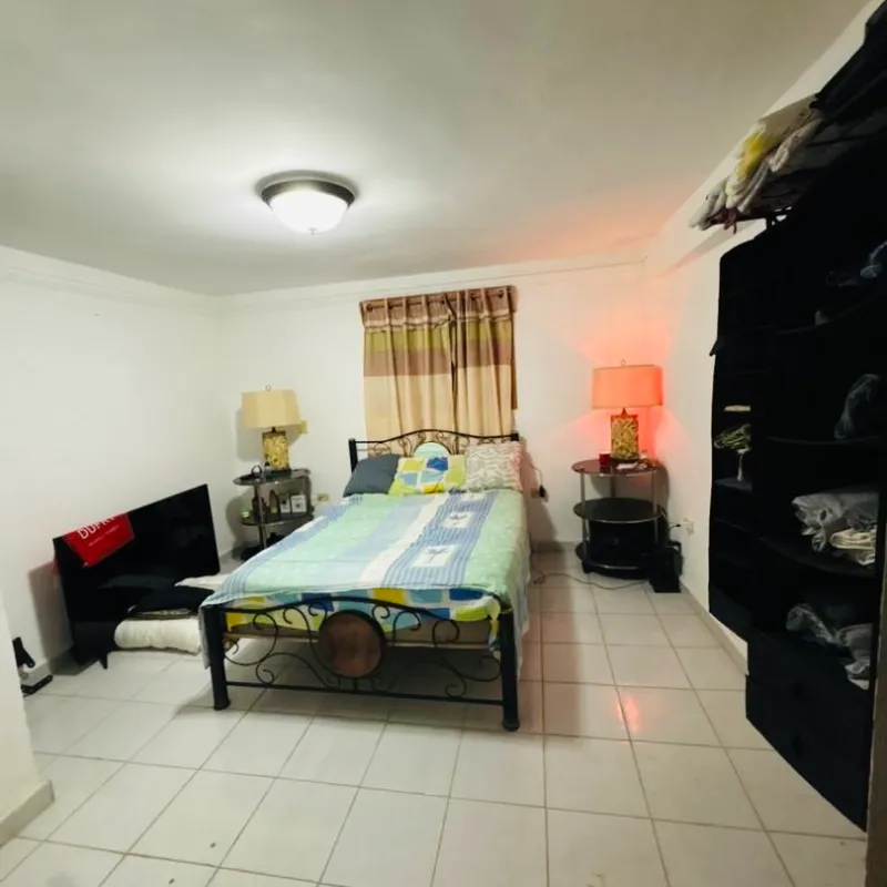 ✨ OPORTUNIDAD DE INVERSIÓN EN EL CORAZÓN DE LA HABANA ✨ 📍 A solo una cuadra del icónico Paseo del Prado, en la prestigiosa Avenida del Puerto, una de las zonas más estratégicas y demandadas de La Habana.