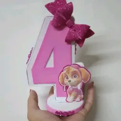 Número Temático " Paw Patrol Skye"