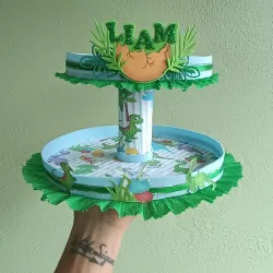Torre de ponquecitos 2 pisos 🌷" Dinosaurios"