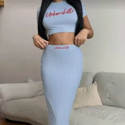 Conjunto de saya de ralla azul y blanco 