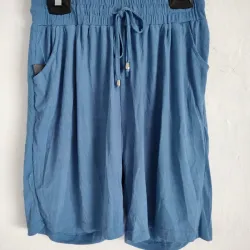 Shorts largo elastizados azul claro
