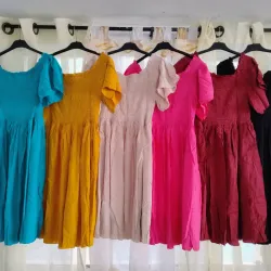 Vestido corto elastizado 