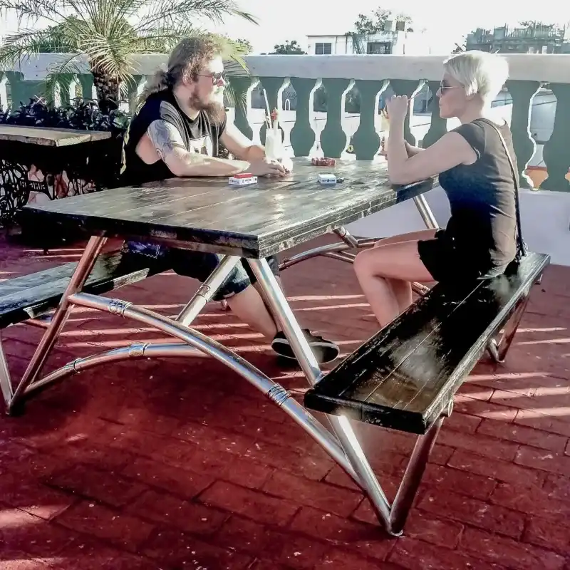 Mobiliario De Exteriores Personalizado