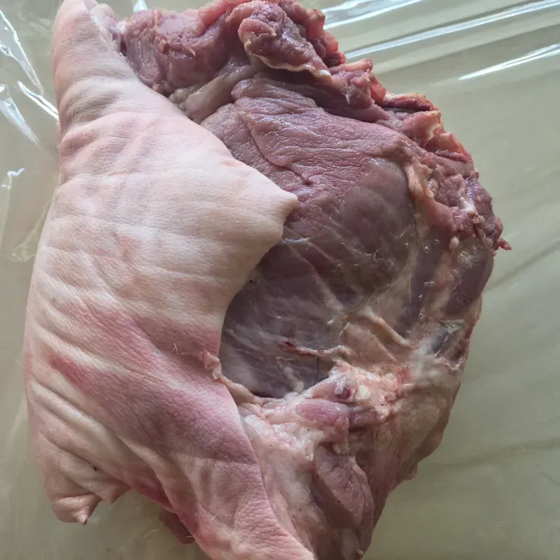 🐷 Cocote de Cerdo — 9.20 libras  