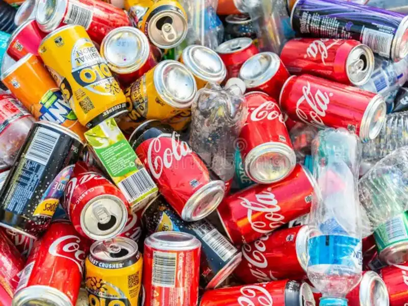 Agua, refrescos, y otras bebidas no alcohólicas 